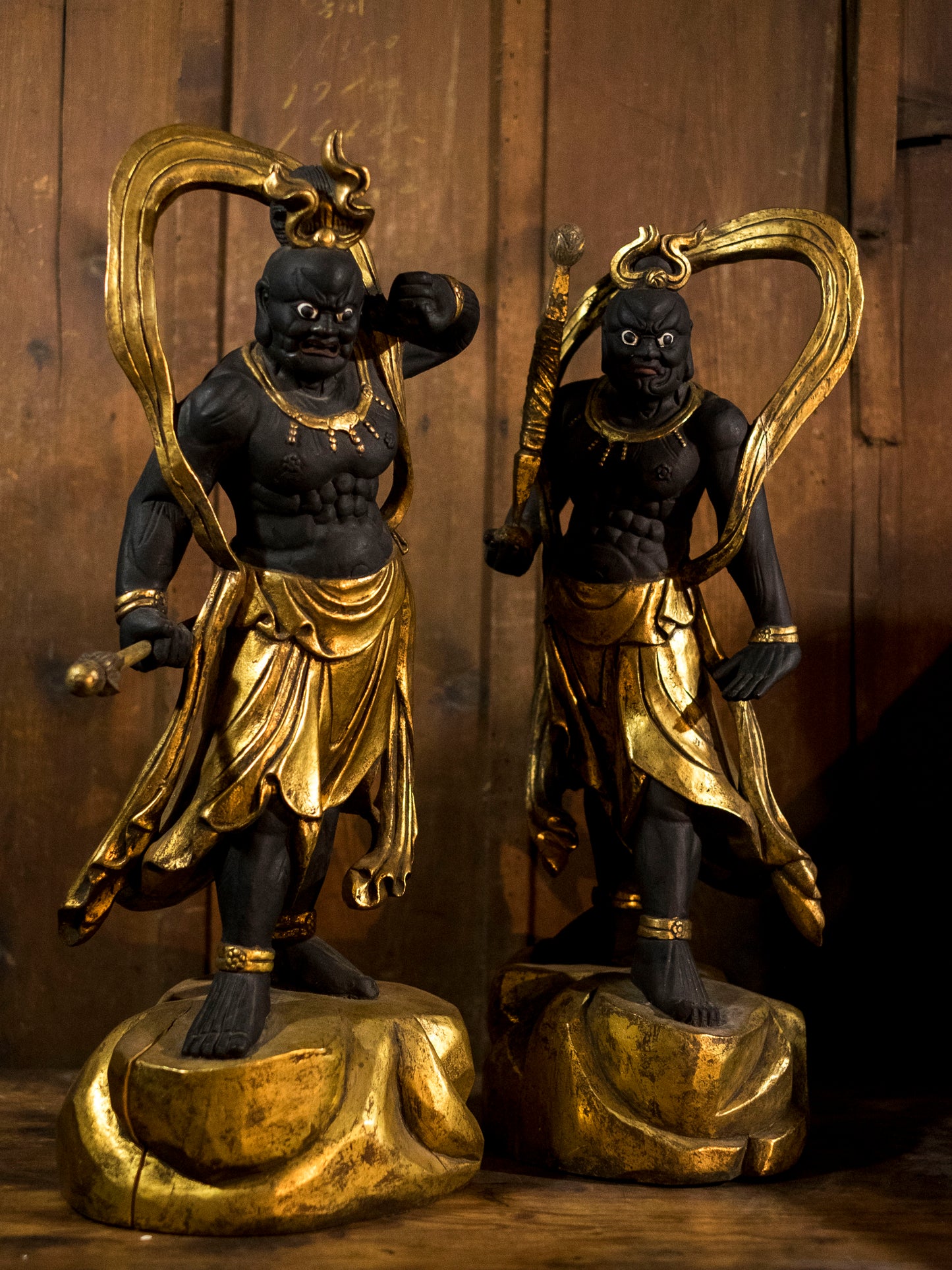 Large Nio Deva Kings (Agyō & Ungyō) — Monumental Wooden Guardian Pair, Gilt & Polychrome, Mid–Late Shōwa Period, 69cm Each
