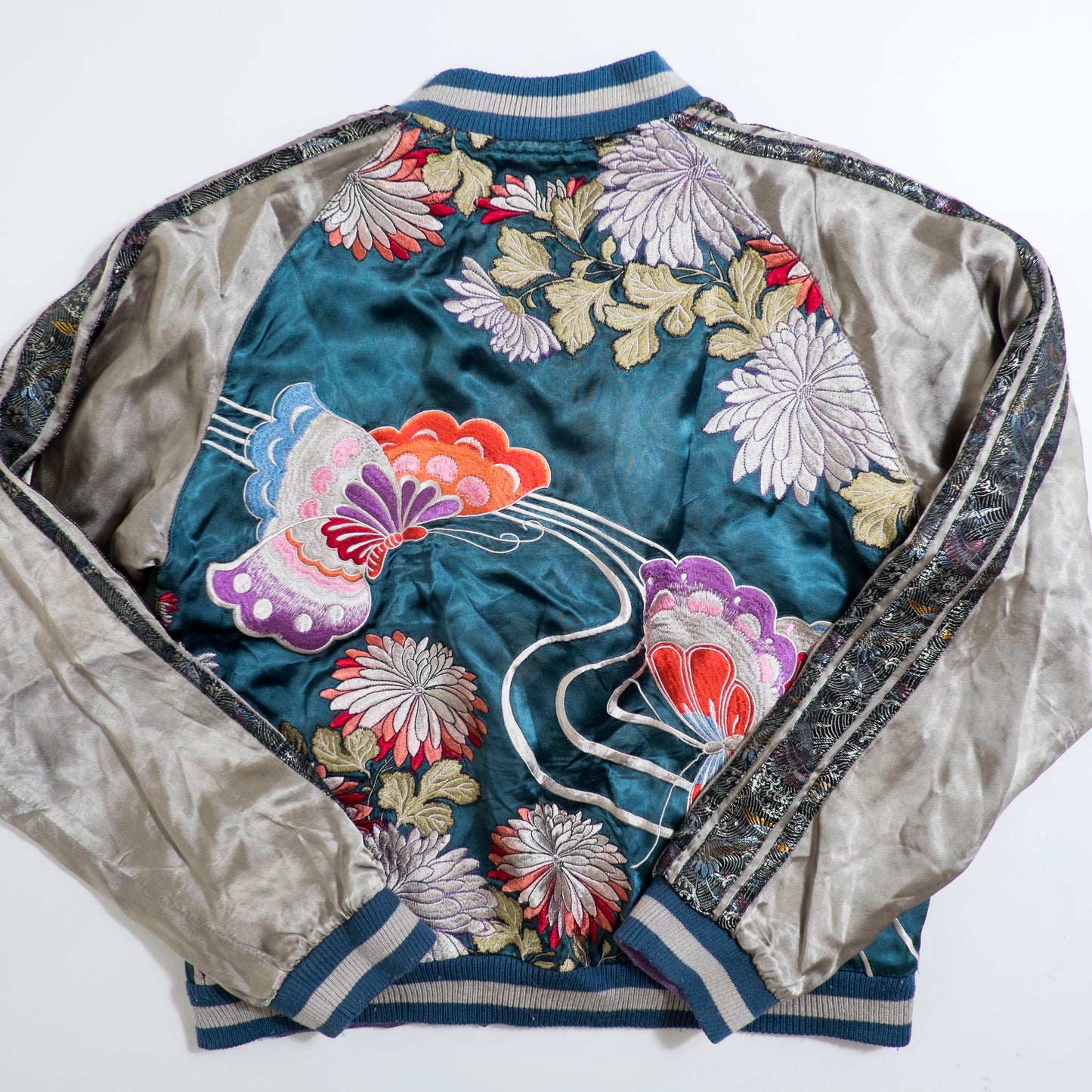 Vintage Japanese Japan Metallic Green Butterfly Chocho Flowers Tattoo Art Design Embroidered Yokosuka Jumper Bomber Sukajan Souvenir Jacket