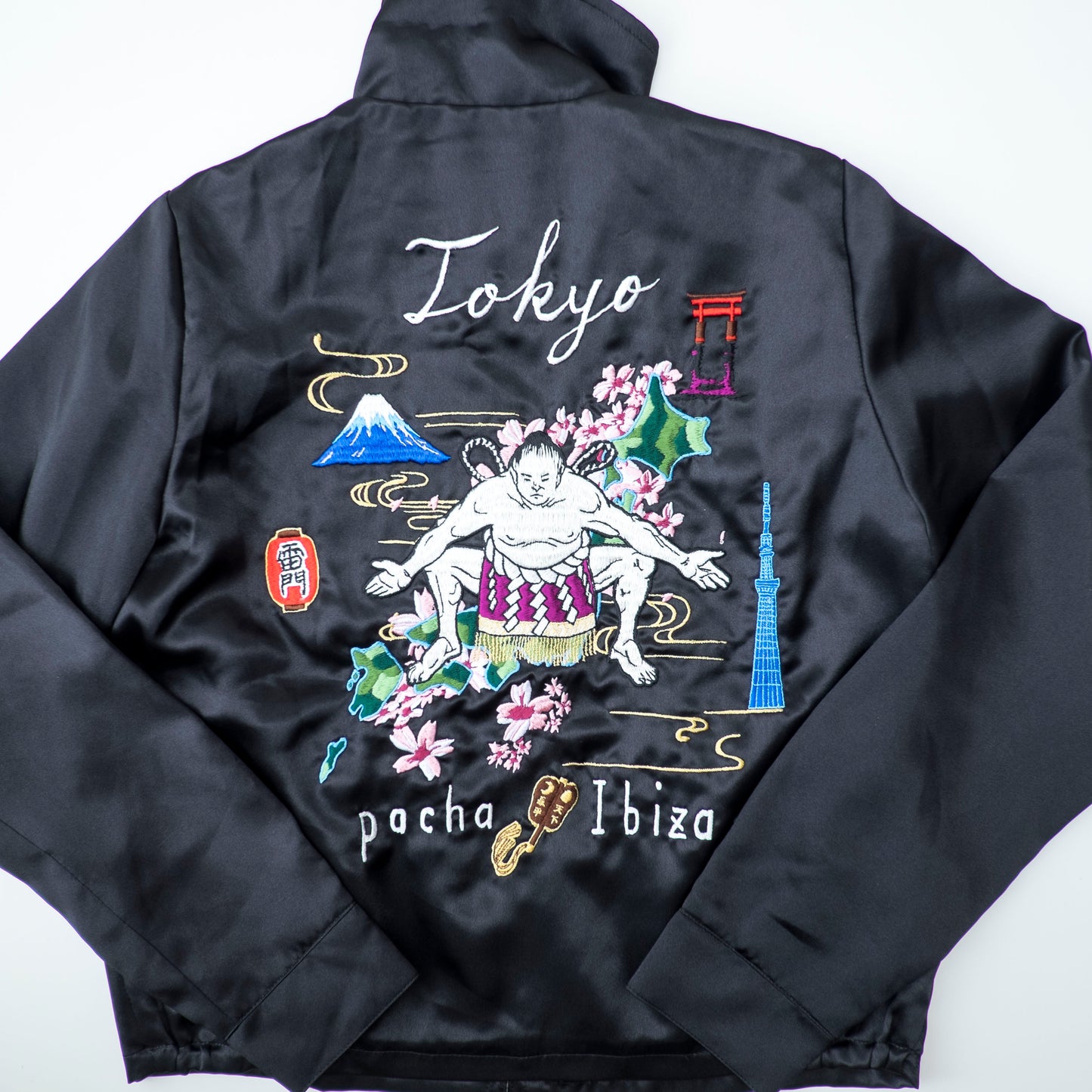Vintage Japanese Japan TOKYO Sumo Yokozuna Wrestler Mt. Fuji Tattoo Art Design Embroidered Yokosuka Jumper Bomber Sukajan Souvenir Jacket M
