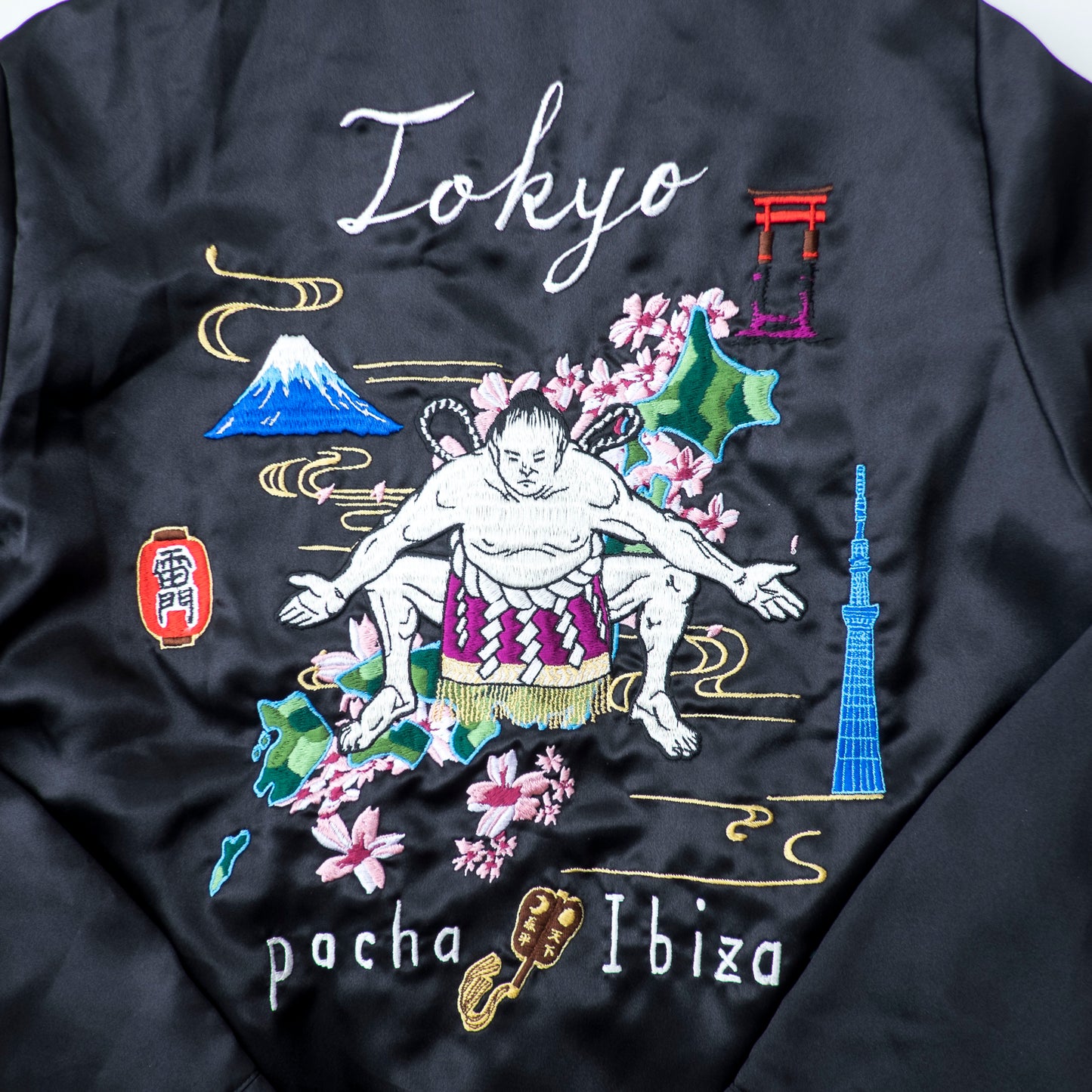 Vintage Japanese Japan TOKYO Sumo Yokozuna Wrestler Mt. Fuji Tattoo Art Design Embroidered Yokosuka Jumper Bomber Sukajan Souvenir Jacket M