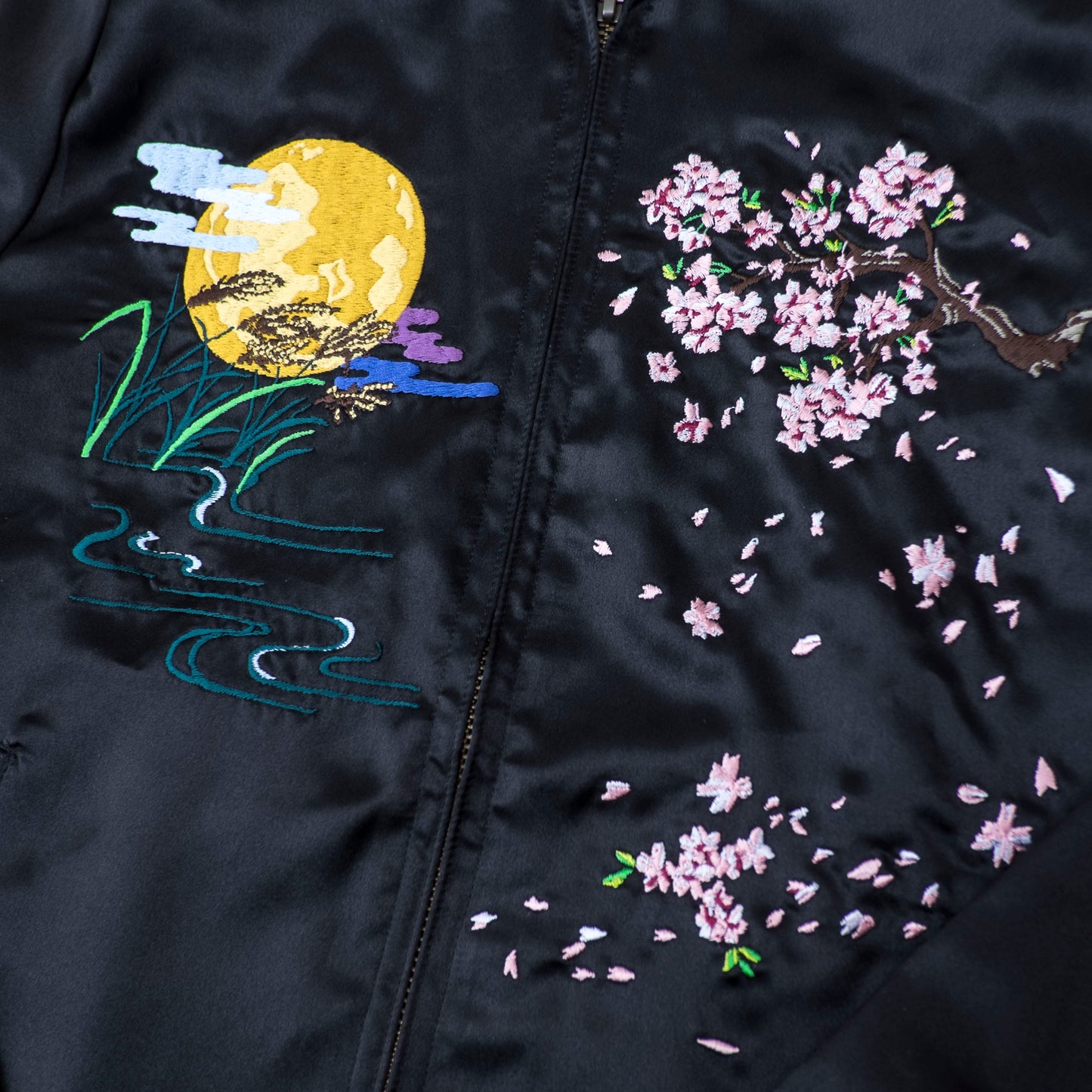 Vintage Japanese Japan TOKYO Sumo Yokozuna Wrestler Mt. Fuji Tattoo Art Design Embroidered Yokosuka Jumper Bomber Sukajan Souvenir Jacket M