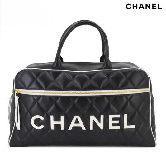 CHANEL Matelassé Logo Boston Bag A05943 Black × White – Vintage Gold Hardware – 1990s Large Quilted Travel Boston Tote – Authentic CHANEL Collector Bag