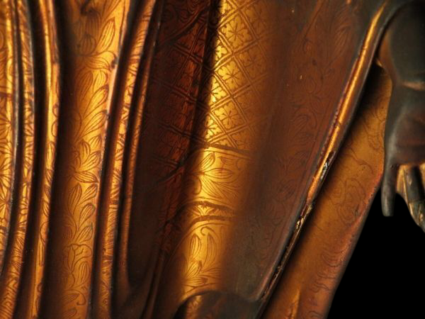 Early Edo Standing Amida Nyorai with Rock-Crystal Gyokugan Eyes — Temple-Release Giltwood Buddhist Sculpture, Museum-Grade Presence