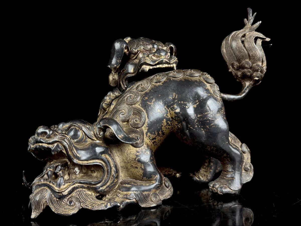 Edo-Period Bronze Shishi Incense Burner — Gilt-Accented Guardian Lion Sculpture