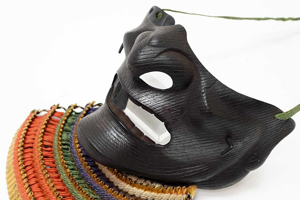 Edo-Period Nimai-Do Gusoku Armor Set | 28-Plate Hoshi Kabuto + Full Crescent Maedate | Black Lacquer + Dragon Fittings | Karabitsu Included