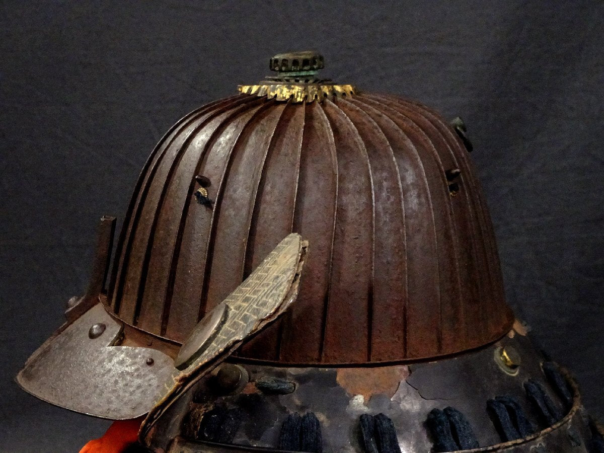 Edo-Period Suji Kabuto (32-Ken) — Kawari Kabuto Samurai Helmet with Hinomaru Maedate + Stand