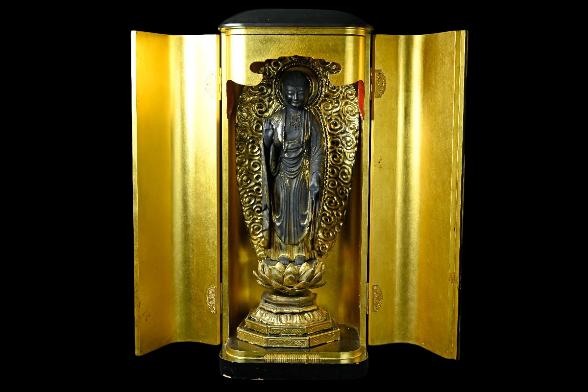 Edo Period Gyokugan Amida Nyorai Zushi 69cm — Temple-Housed Wooden Buddhist Sculpture with Crystal Eyes