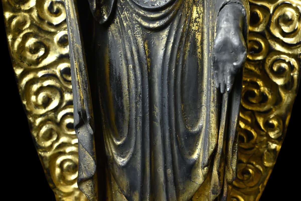 Edo Period Gyokugan Amida Nyorai Zushi 69cm — Temple-Housed Wooden Buddhist Sculpture with Crystal Eyes