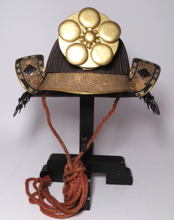 Authentic Edo Period Japanese Samurai Kabuto Helmet with Monumental Gilt Maedate Crest Iron Plate Armor Display