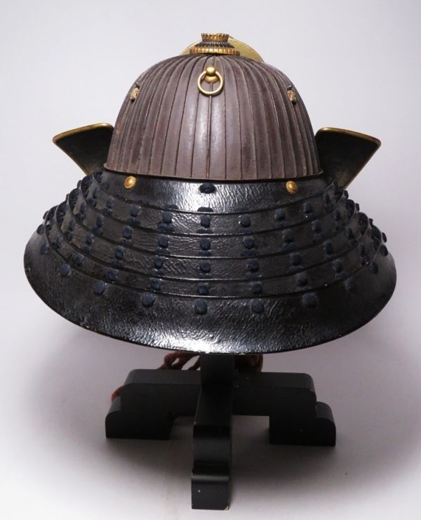 Authentic Edo Period Japanese Samurai Kabuto Helmet with Monumental Gilt Maedate Crest Iron Plate Armor Display