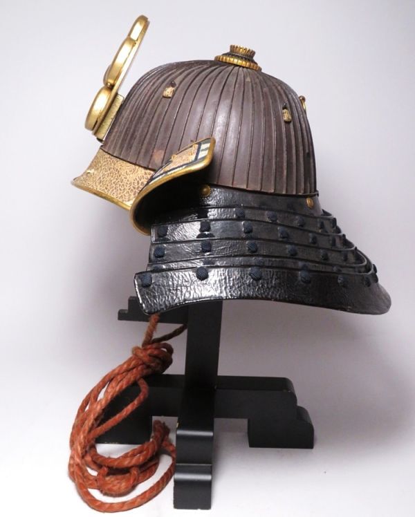 Authentic Edo Period Japanese Samurai Kabuto Helmet with Monumental Gilt Maedate Crest Iron Plate Armor Display