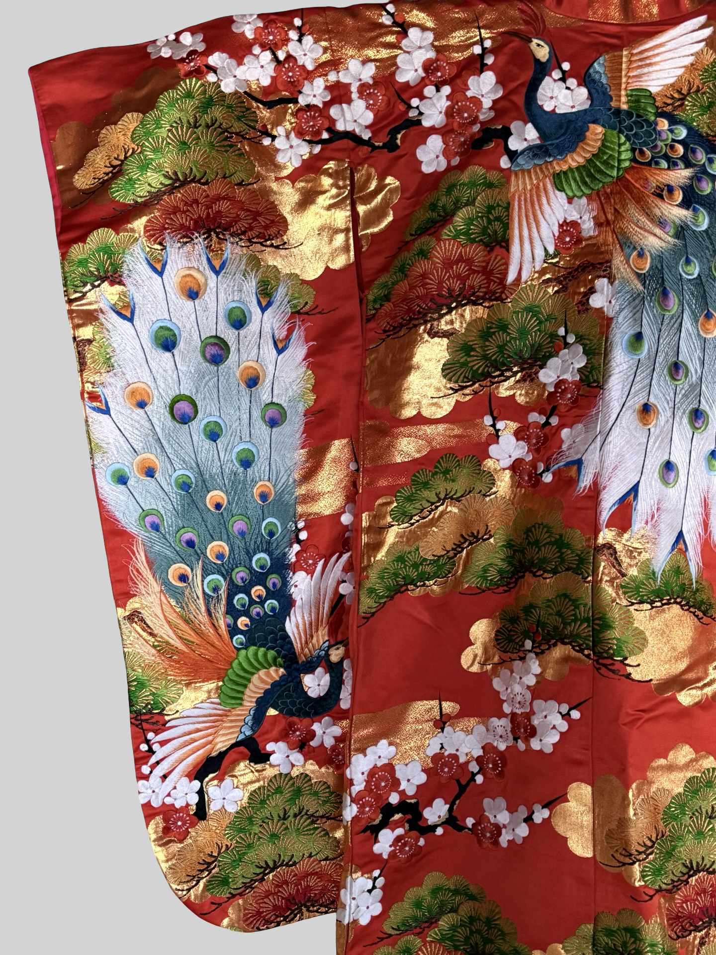Vintage Uchikake Wedding Kimono Phoenix Silk Embroidered Bridal Robe Japanese Red Gold Brocade Crane Kimono Gown
