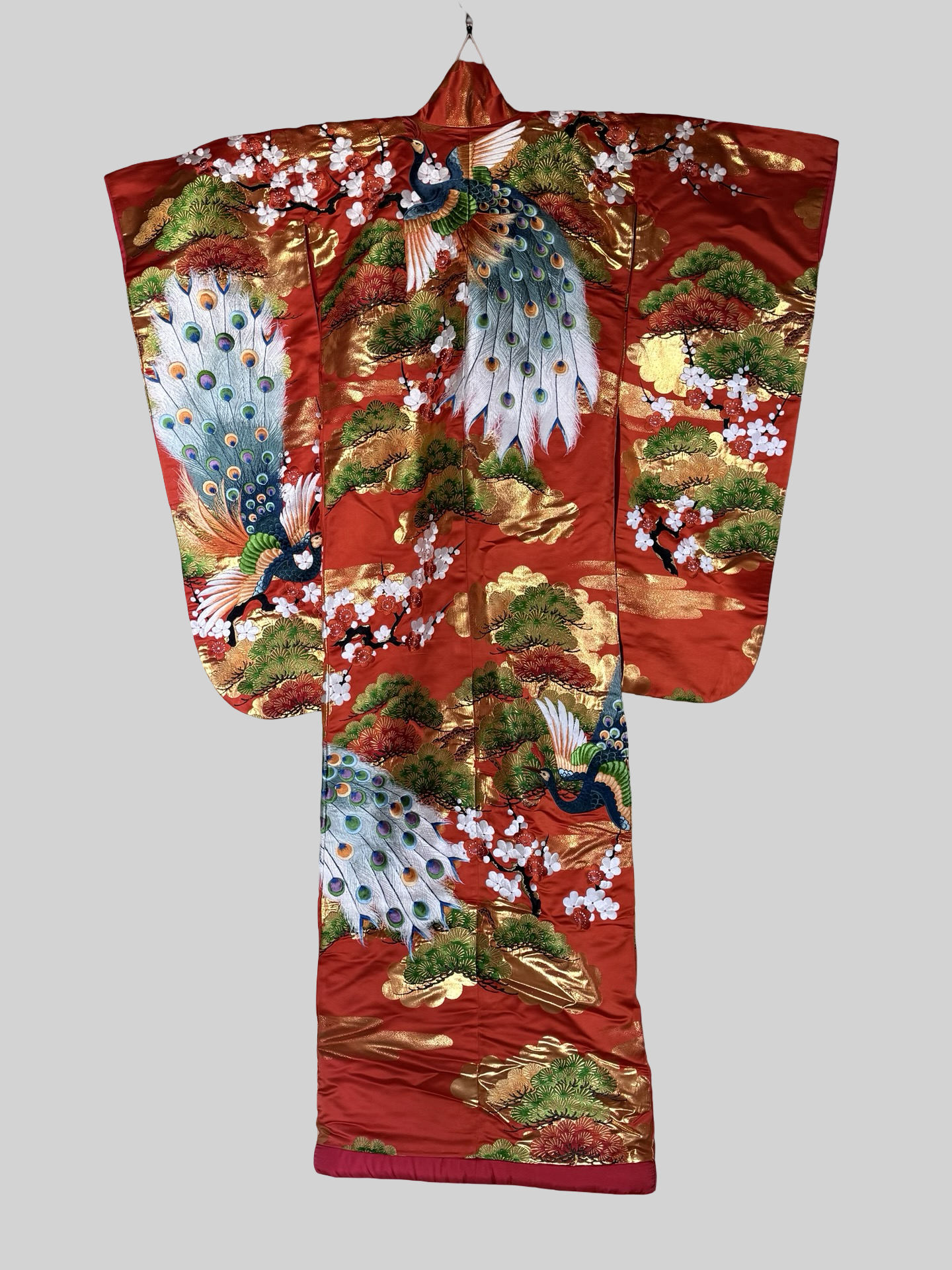 Vintage Uchikake Wedding Kimono Phoenix Silk Embroidered Bridal Robe Japanese Red Gold Brocade Crane Kimono Gown