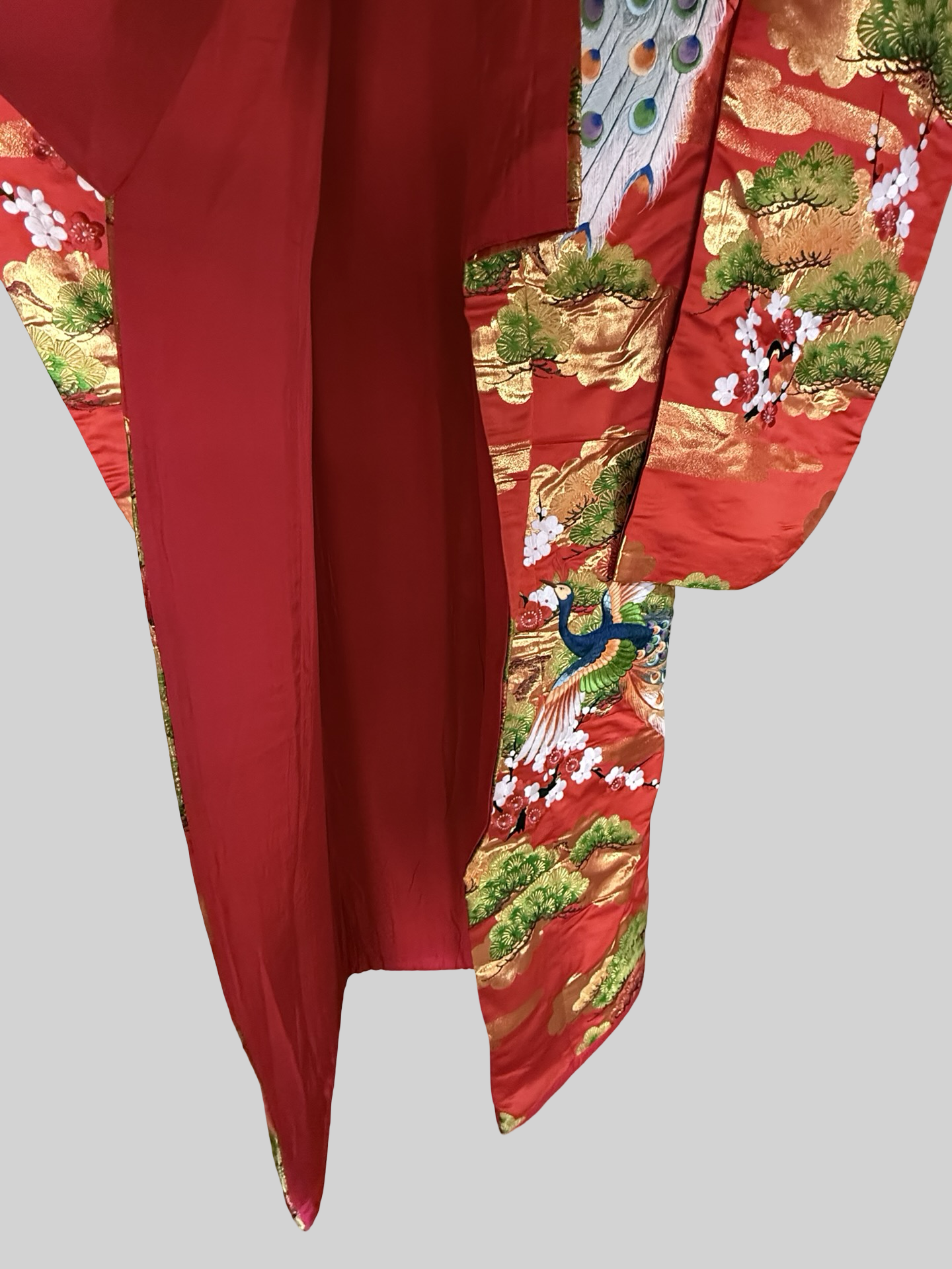 Vintage Uchikake Wedding Kimono Phoenix Silk Embroidered Bridal Robe Japanese Red Gold Brocade Crane Kimono Gown