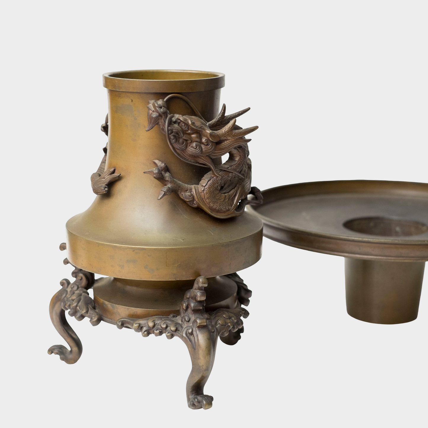 Japanese Bronze Usubata Ikebana Vessel with High-Relief Dragon | Edo–Meiji Period Sculptural Metalwork