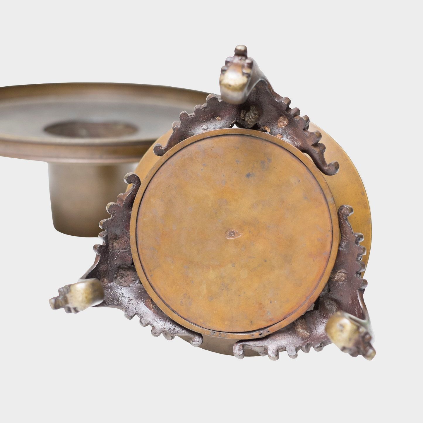 Japanese Bronze Usubata Ikebana Vessel with High-Relief Dragon | Edo–Meiji Period Sculptural Metalwork