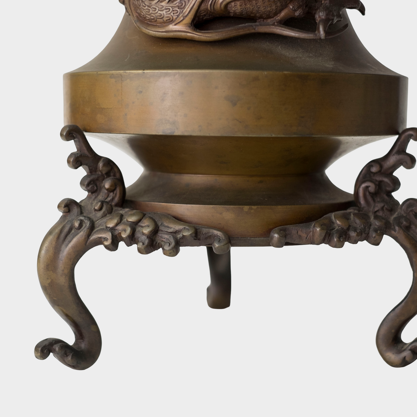 Japanese Bronze Usubata Ikebana Vessel with High-Relief Dragon | Edo–Meiji Period Sculptural Metalwork