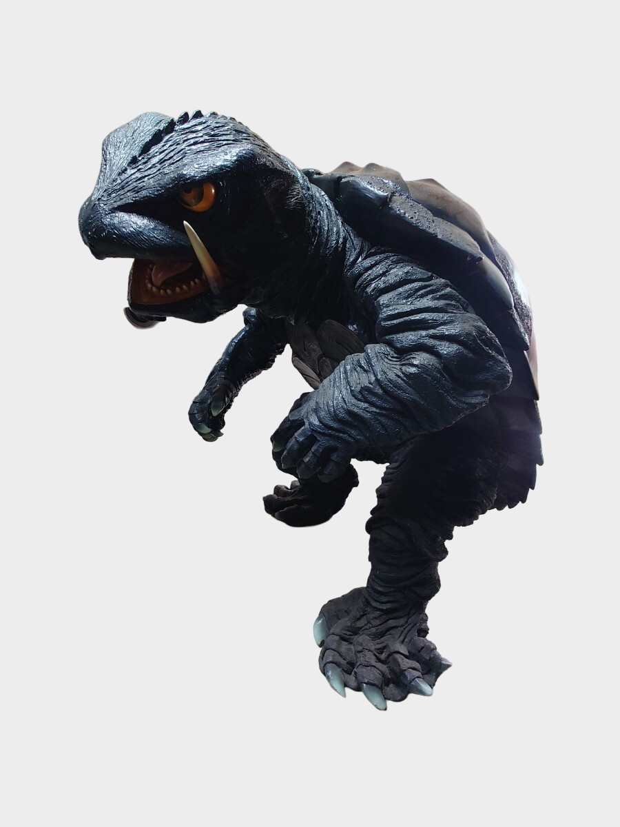 Gamera Giant Life-size Display Figure — Large-Format Kaiju Statue, Daiei Era Guardian, Museum-Scale Interior Piece