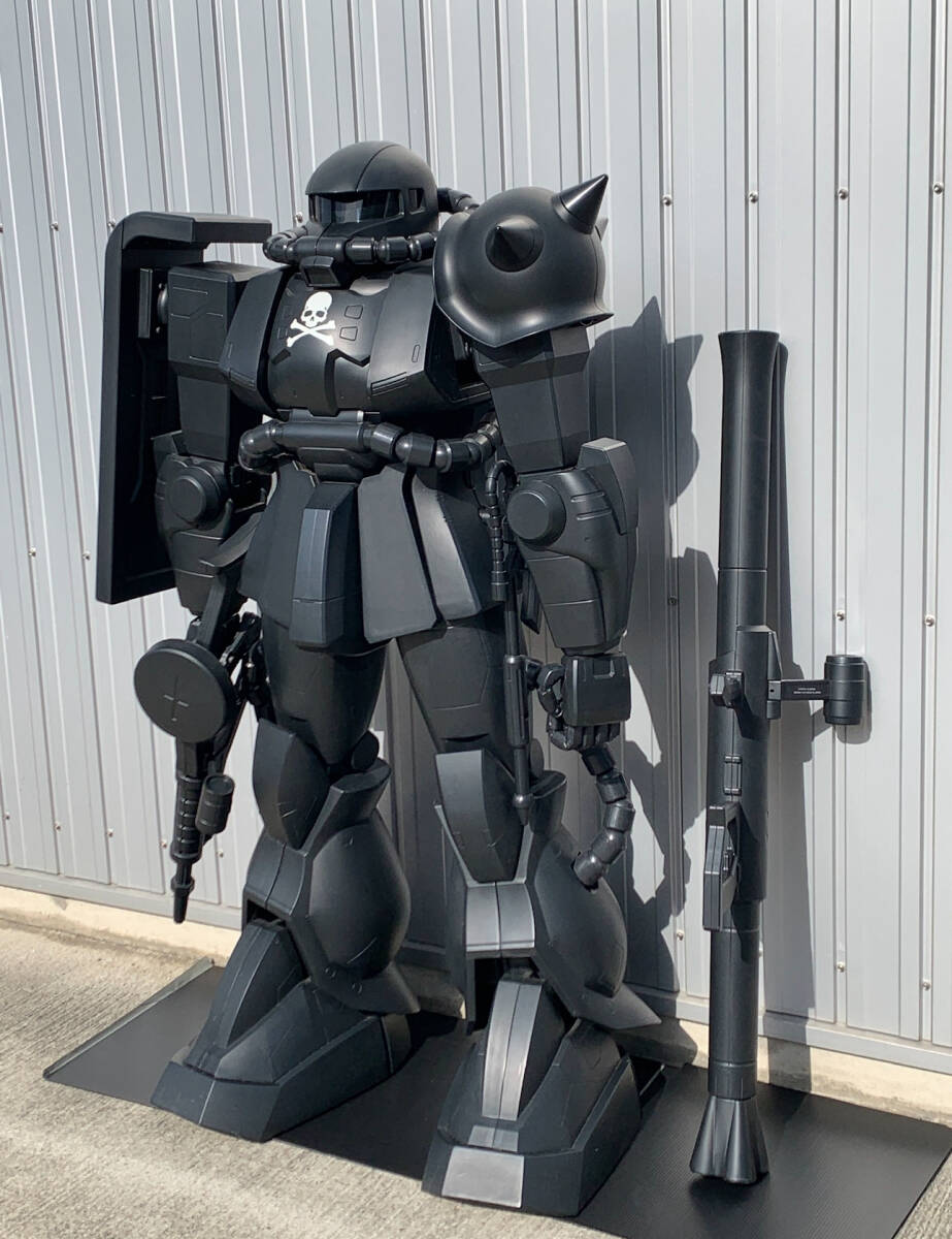 Bandai HY2M 1/12 MS-06S ZAKU II Mecha Robot Warrior x Mastermind JAPAN Ver — Full-Scale Gundam Display Figure