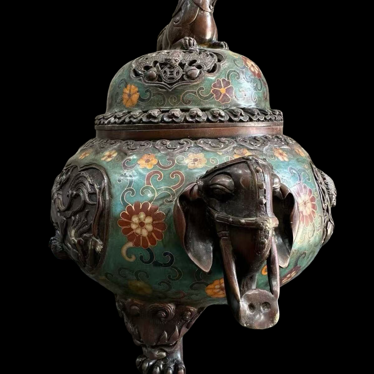 Heavy Bronze Chinese Cloisonné-Style Shishi Censer — Guardian Lion Incense Burner with Enamel Floral Dome Lid, 29 cm, 5.3 kg (Old-Collection Decorative Arts)