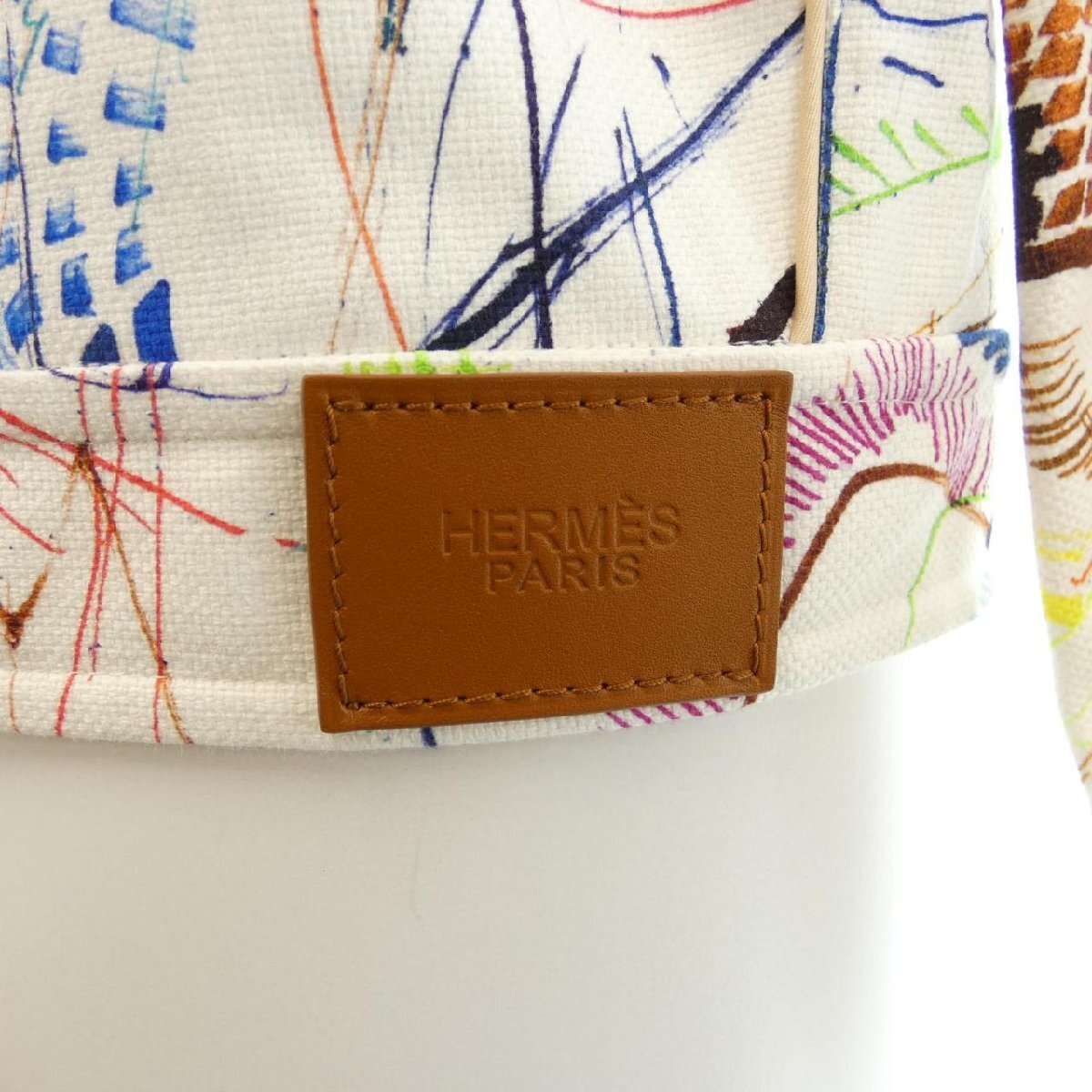 Hermès Multicolor Embroidered Graphic Jacket White Womens Size 34 Artistic Luxury Made in France