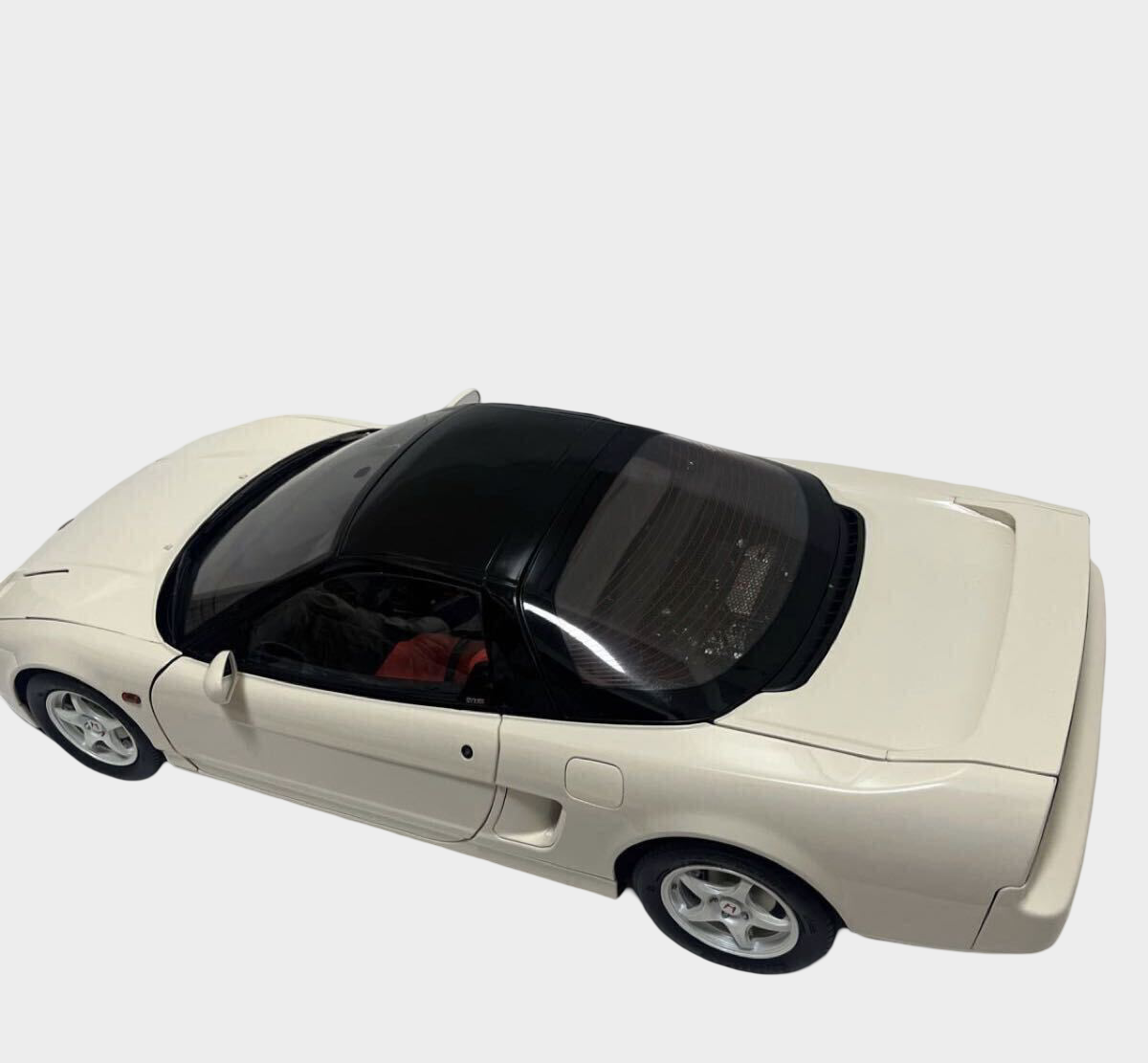 DeAgostini Honda NSX 1/18 Model with Remote Control Lights Opening Hood Detailed Engine Red Interior Display Collectible