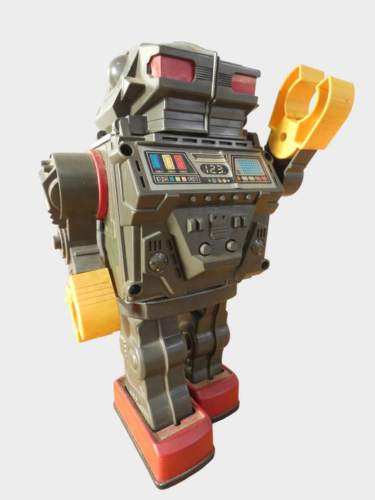 Horikawa COSMIC FIGHTER Electric Robot Japan — 1970s Showa Plastic Space Robot (Display)