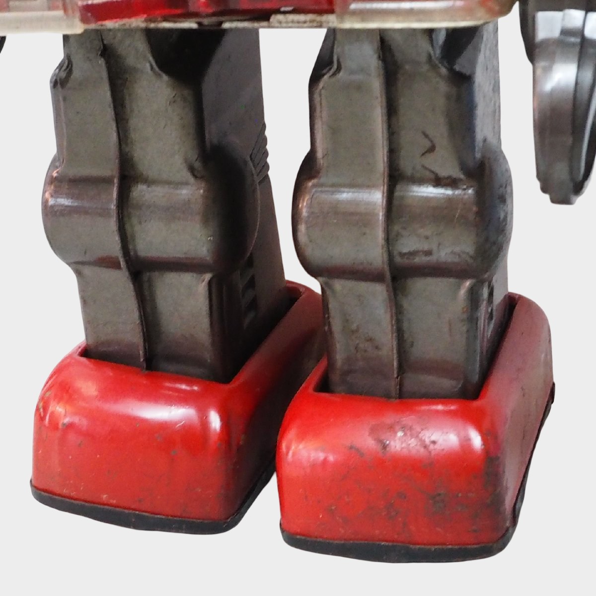 Horikawa SUPER SPACE GIANT Tin Robot Japan — Official Reissue Space-Age Battery Robot with Box