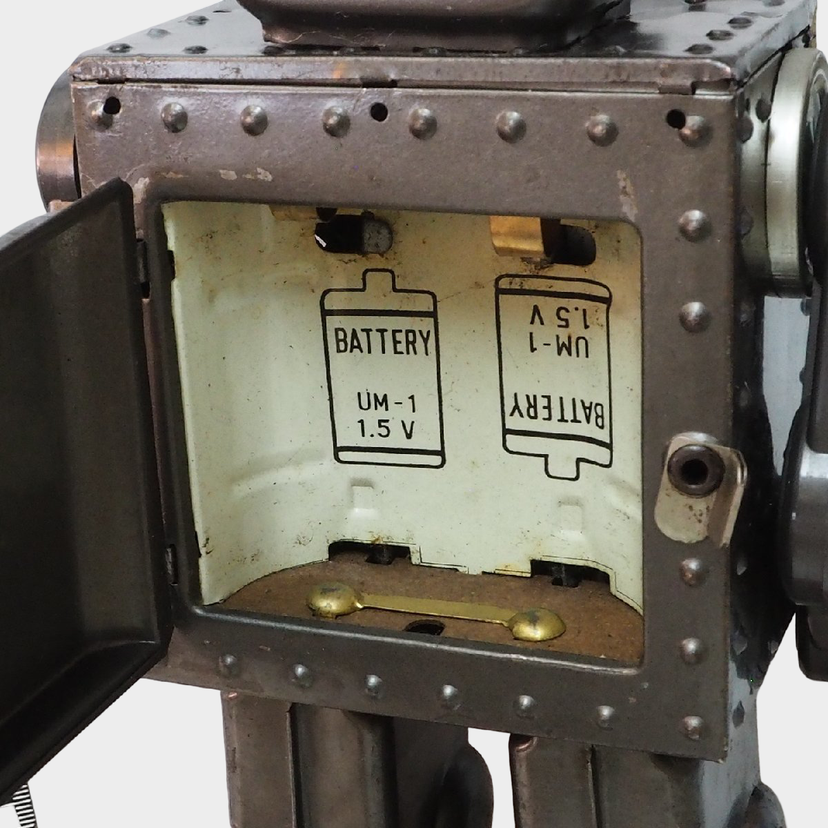 Horikawa SUPER SPACE GIANT Tin Robot Japan — Official Reissue Space-Age Battery Robot with Box