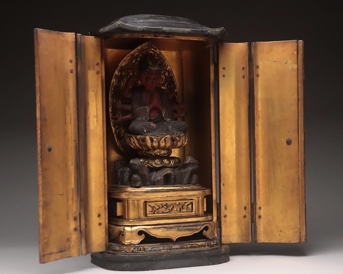Bato Kannon Zushi (Horse-Head Kannon) — Eight-Armed Polychrome Wood Image | Edo-Period Esoteric Protector | Portable Shrine Cabinet (37.4 cm)