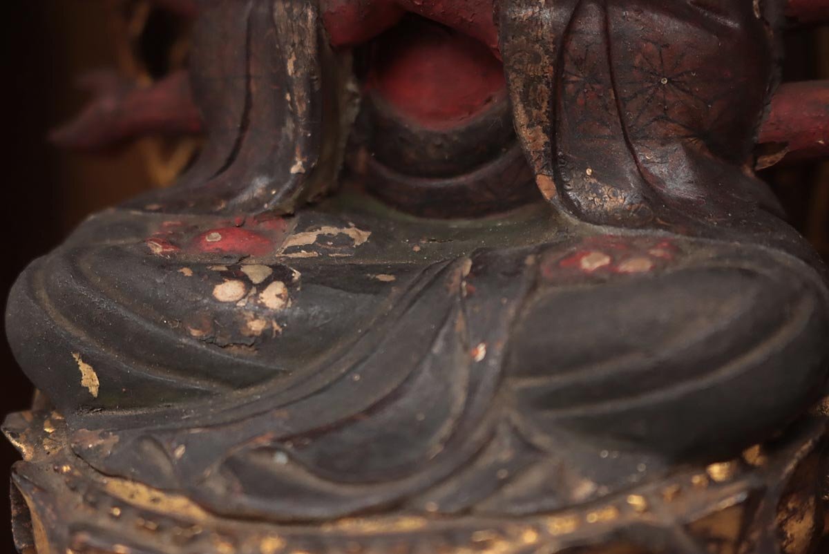Bato Kannon Zushi (Horse-Head Kannon) — Eight-Armed Polychrome Wood Image | Edo-Period Esoteric Protector | Portable Shrine Cabinet (37.4 cm)
