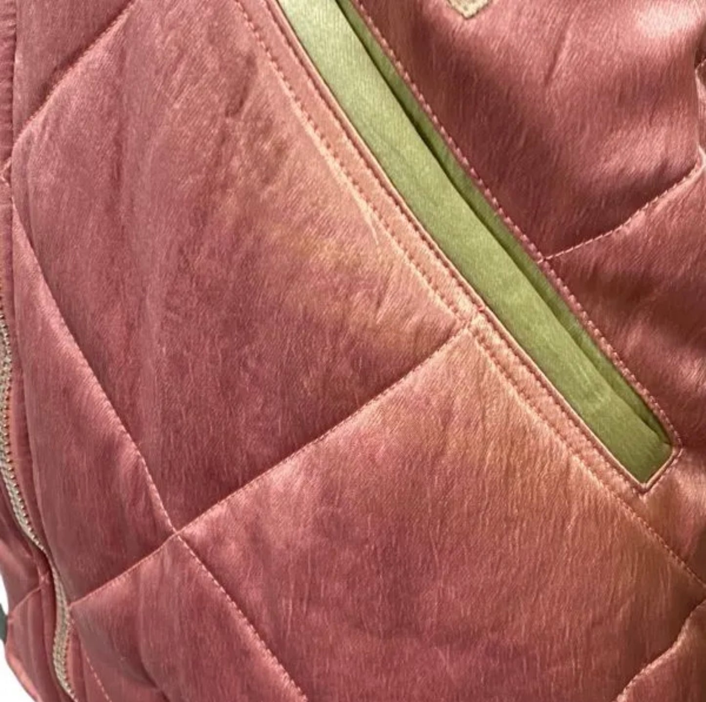 Gucci 17AW Quilted Sukajan Bomber | Rare Ukiyo-e Embroidery, Pearl Logo, Pink Green Satin Jacket | Luxury Collector’s Piece Made in Italy