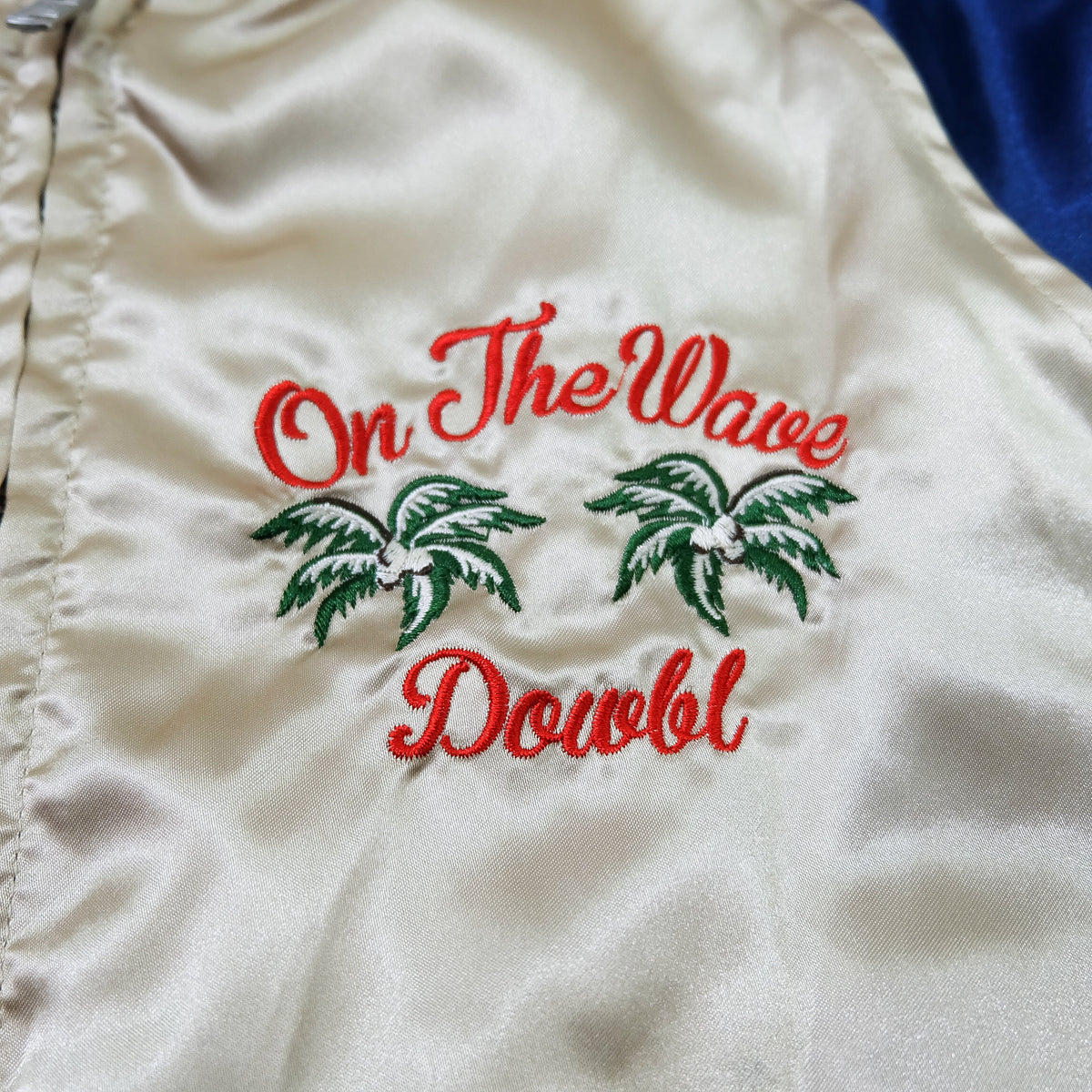 DOWBL On The Wave Hawaiian Hula Girl Sukajan Jacket Size M | Japan Embroidered Aloha Souvenir Bomber