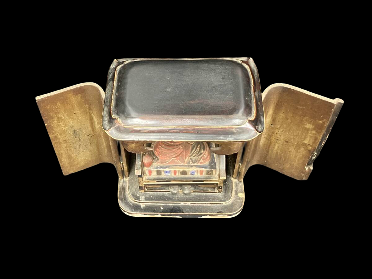 Kobo Daishi (Kukai) Devotional Figure in Black Lacquer Zushi — Gold Interior Portable Shrine Case with Polychrome Icon (Approx. 22.7 cm Zushi / 15 cm Figure) — Compact Lineage Anchor for Study Altar