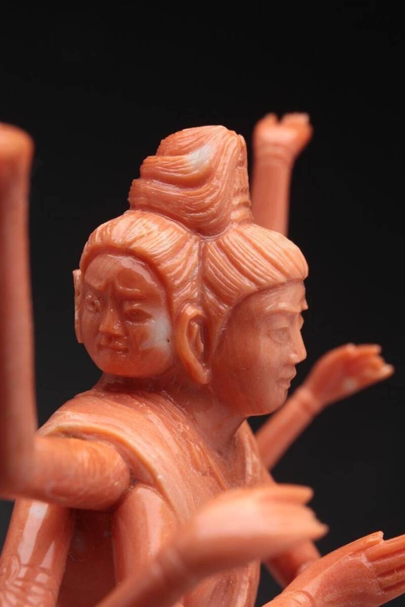 Japanese Red Coral Avalokiteshvara (Kannon Bosatsu) Sculpture by Kumazawa Kizan, Artisan Buddhist Carving with Original Case