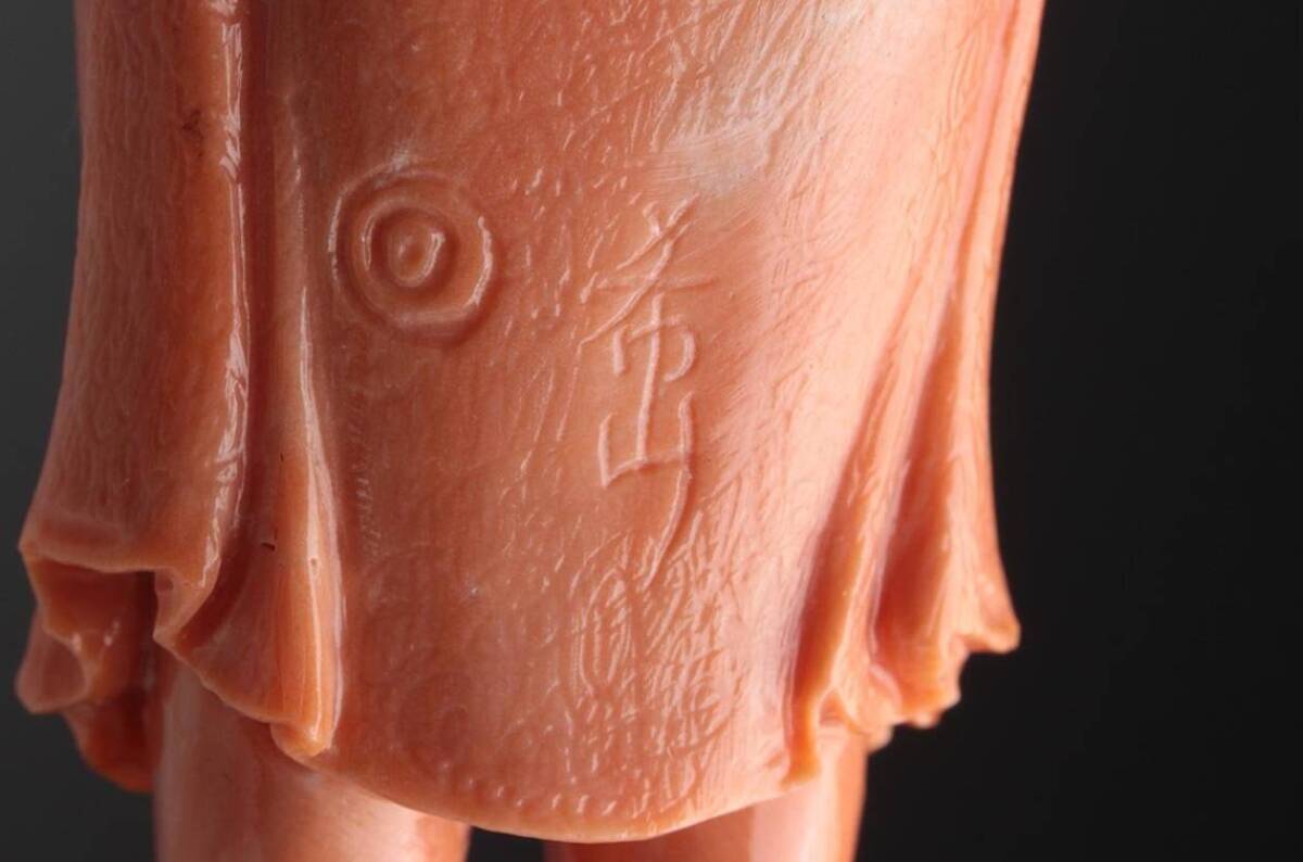 Japanese Red Coral Avalokiteshvara (Kannon Bosatsu) Sculpture by Kumazawa Kizan, Artisan Buddhist Carving with Original Case