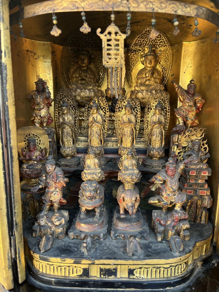 Japanese Sanbo-son (Three Buddhas) Altar Ensemble with Wooden Zushi Shrine, Edo Period Temple Installation (Antique, 100+ Years)