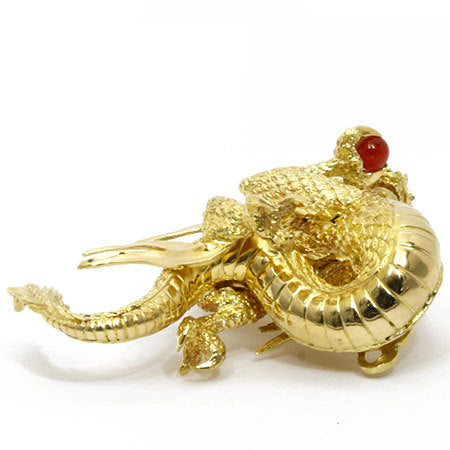 K18 Gold Dragon Ornament with Red Agate — Sculptural Ryuu Dragon, High-Luster Finish — 260.3 g
