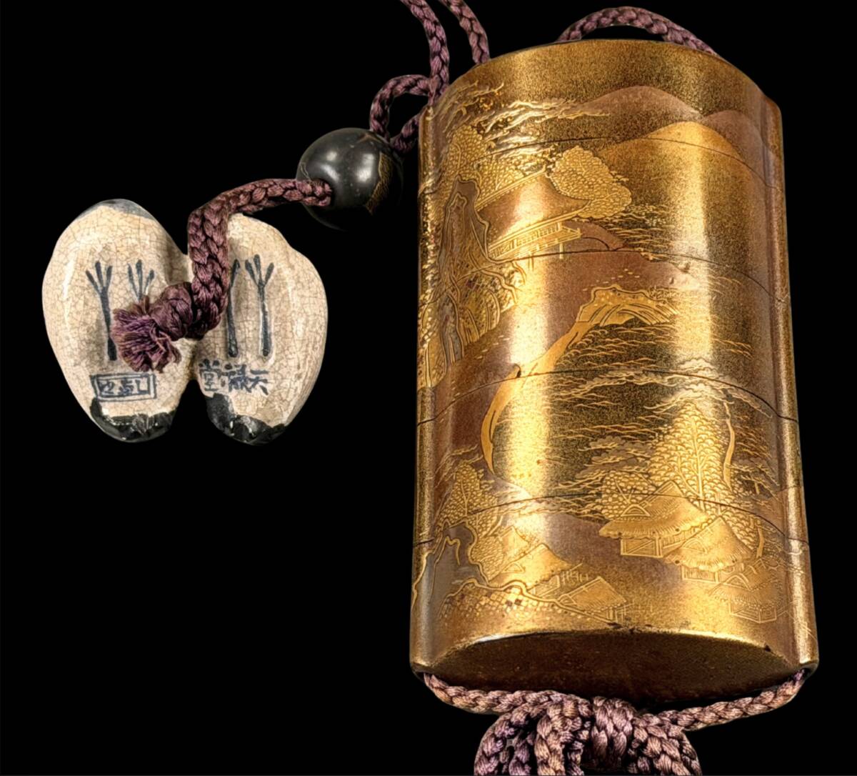 Kajikawa-School Gold Maki-e Inro Pendant — Gold Lacquer Landscape Scene — With Ojime & Netsuke (Edo–Meiji Japan)