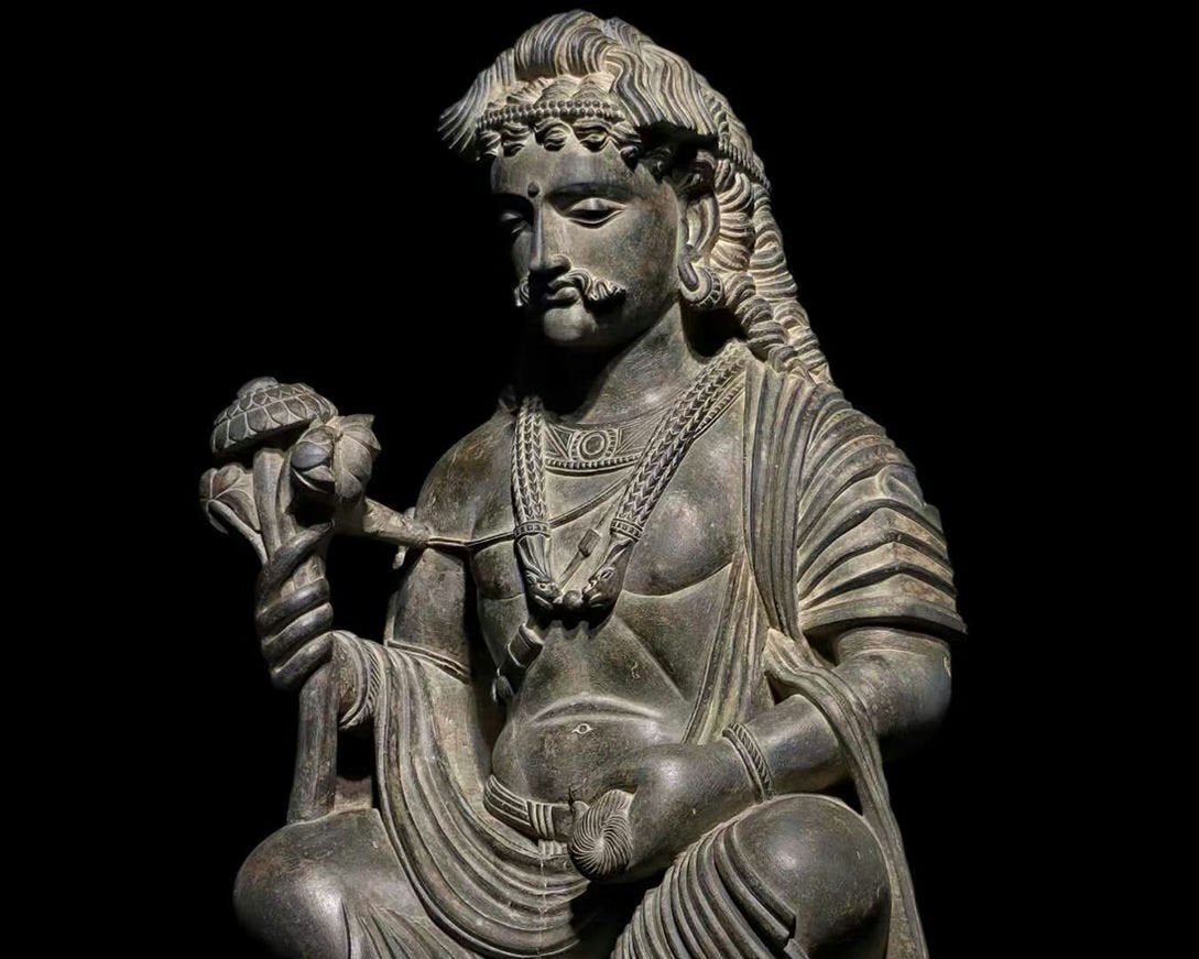 Kushan-Era Gandhara Grey Schist Bodhisattva Sculpture, Seated Lotus Bearer, Museum-Scale 77cm Stone Figure (Central Asia, 2nd–3rd c.)