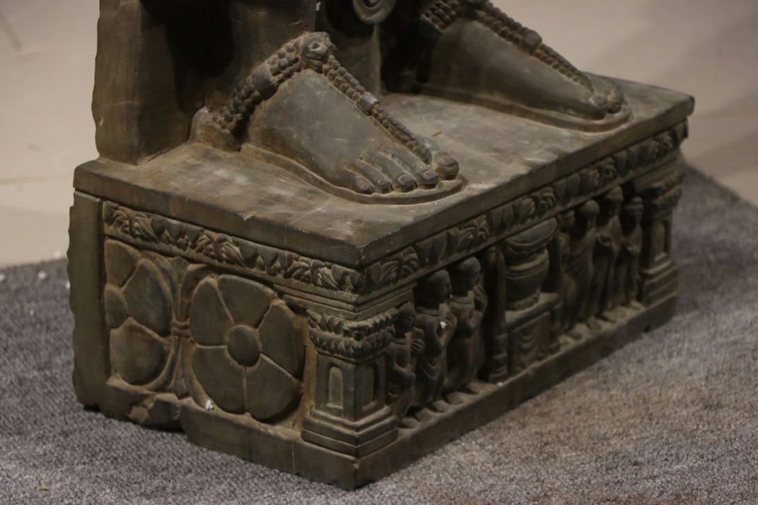 Kushan-Era Gandhara Grey Schist Standing Bodhisattva (Maitreya-Type), Abhaya Gesture, Relief Base Narrative, Monumental 107cm Stone Sculpture (2nd–3rd c.)