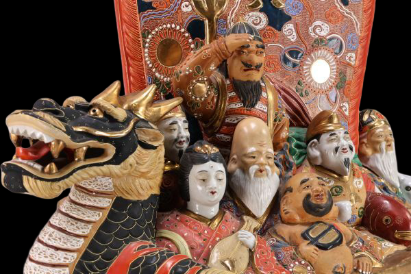 Kutani Ware Polychrome “Treasure Ship” with Seven Lucky Gods (Shichifukujin) — Display-Scale Prosperity Sculpture — H46 cm