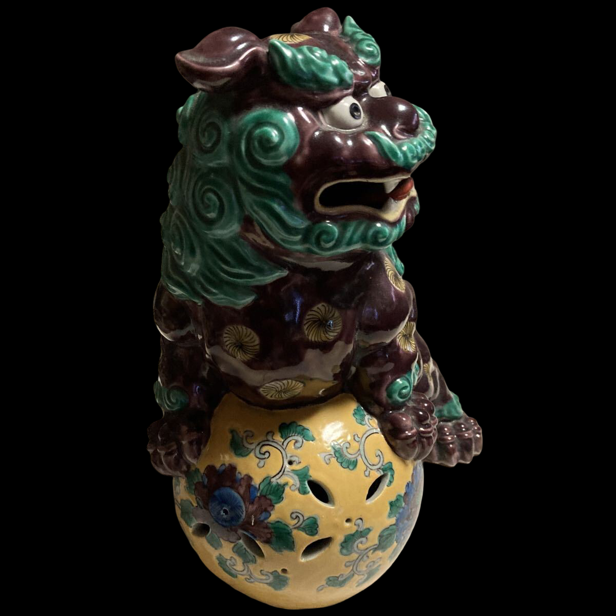 Kutani Ware Shishi Foo Lion Dog on Jewel Ball | Polychrome Guardian Beast | Meiji–Taishō Era Folk Ceramic | approx. 35cm