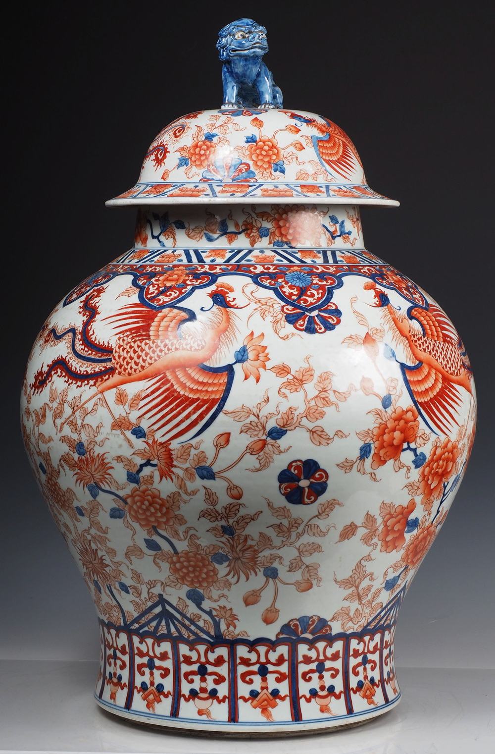 Large Chinese Polychrome Phoenix Jar with Lion Finial Lid — Qing Dynasty–Style Monumental 69 cm Decorative Vessel