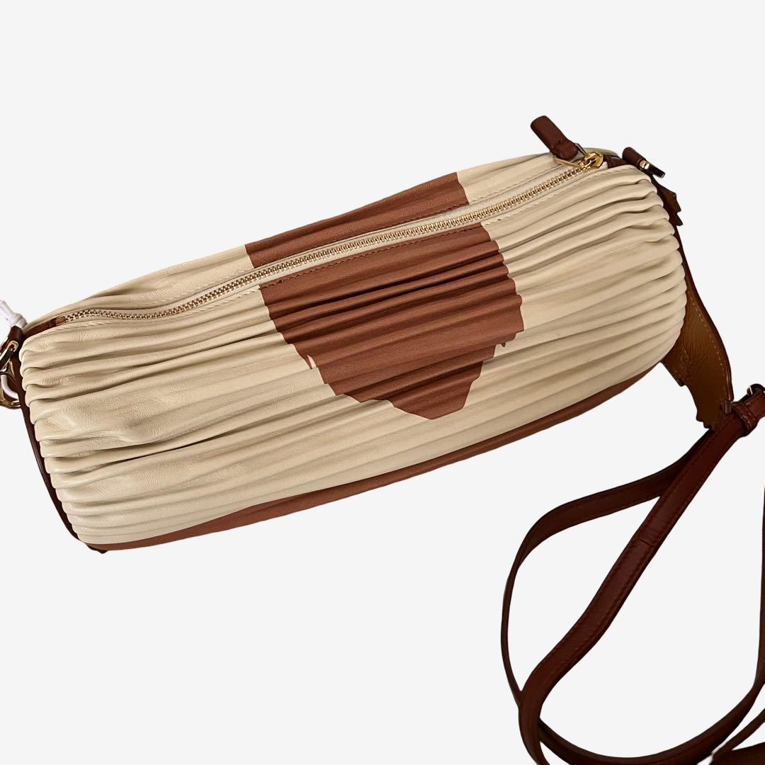 LOEWE x Studio Ghibli GBL Heen Bag Howls Moving Castle Leather Crossbody Rare Limited Japan