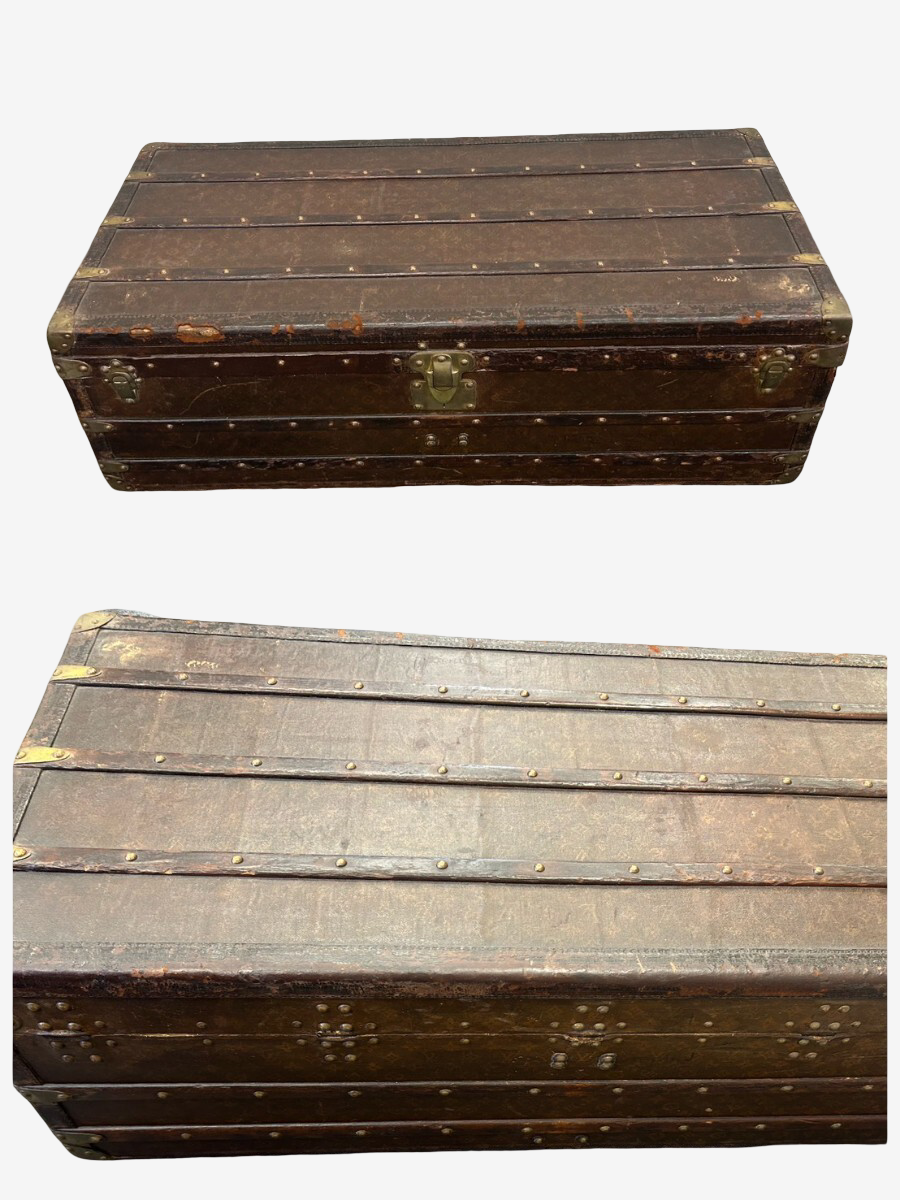 Louis Vuitton Monogram Courrier Steamer Trunk, Rue Scribe & New Bond Street Label, circa 1900–1910, 122 cm
