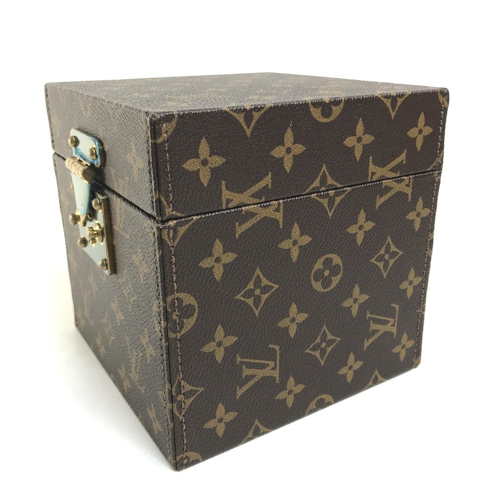 LOUIS VUITTON M47005 Holiday Ornament Ball + Monogram Trunk Case — Collectible Objet d’Art (Gold × Silver) [Pre-Owned]