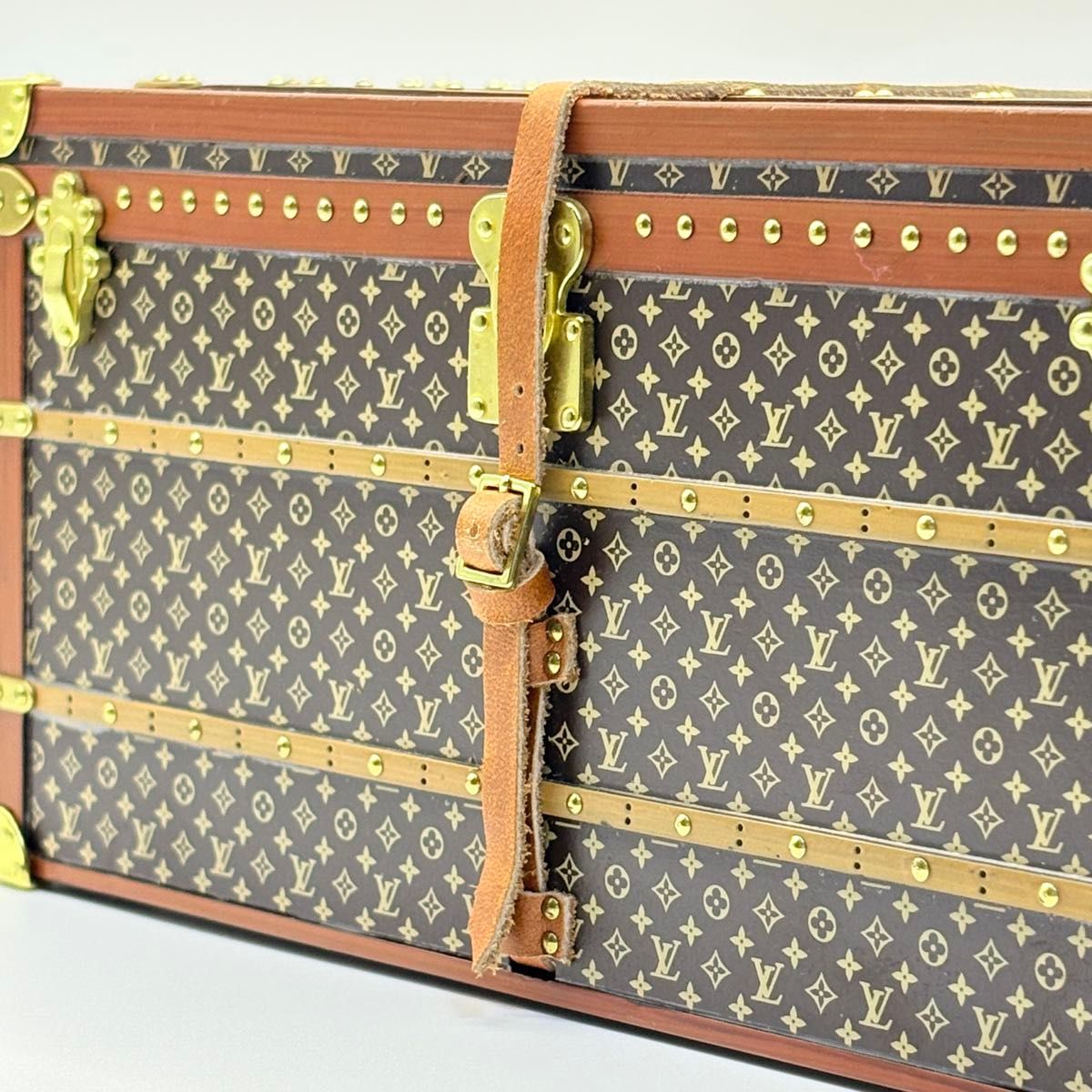 Louis Vuitton Miss France Paperweight M99408, Monogram Miniature Courrier Trunk, VIP Gift, circa 2010