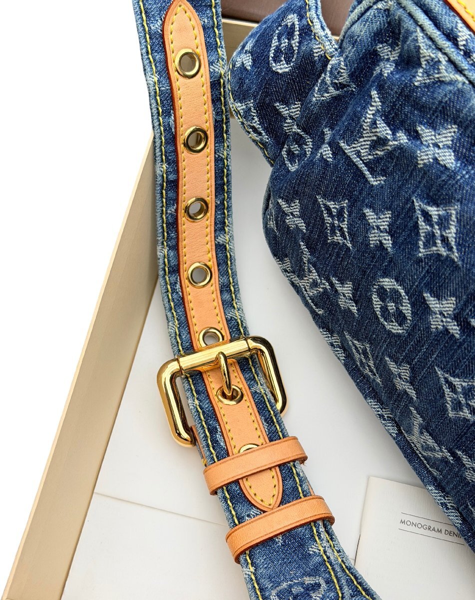 Louis Vuitton Bum Bag M95347 in Blue Monogram Denim, Natural Cowhide, Gold-Tone Push-Lock, 2007