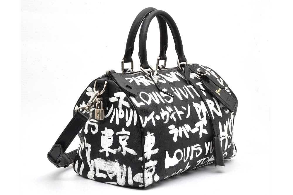 LOUIS VUITTON Speedy P9 Bandoulière 30 Scribble M26175 Black & White Leather NIGO Edition